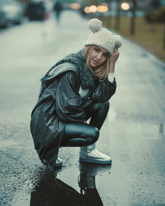 How to Wear Vintage Pieces Modernly